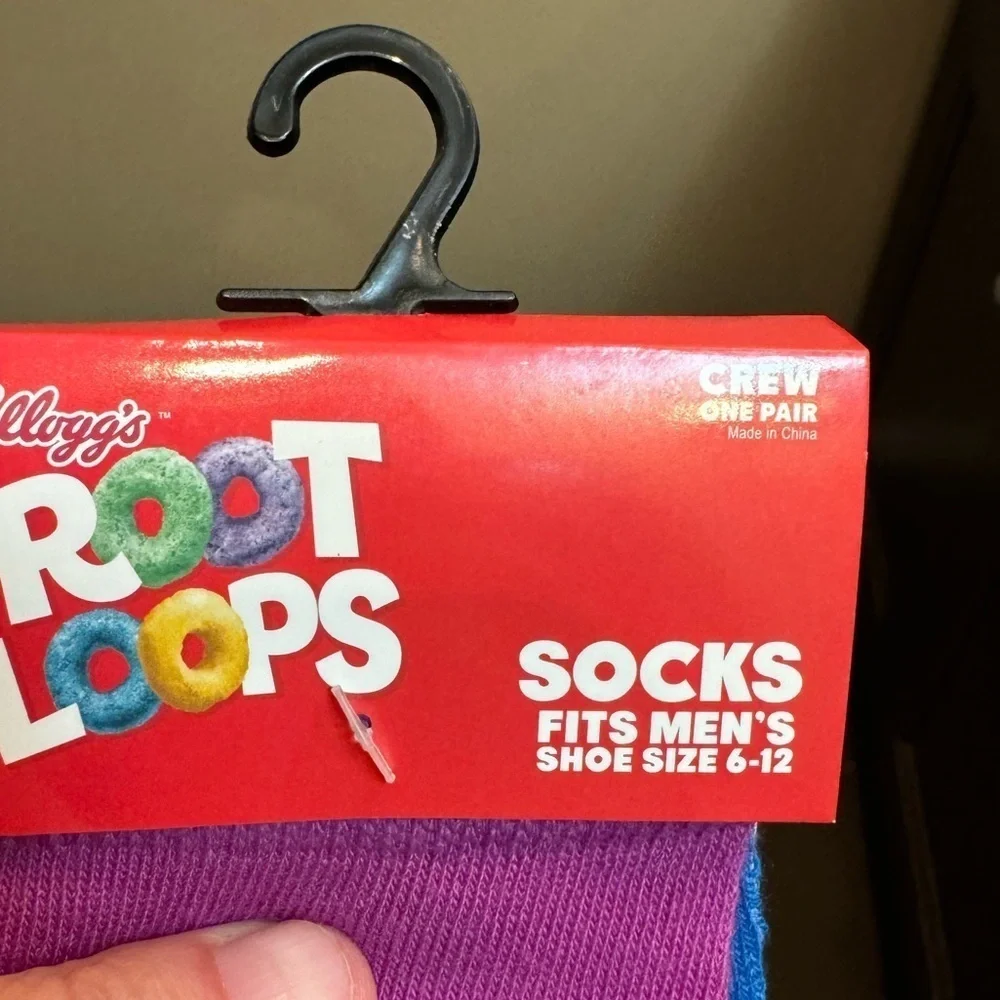 NEW! KELLOGG’S FROOT LOOPS Cereal Crew Socks Men’s Size 6-12 Unisex Gift NWT